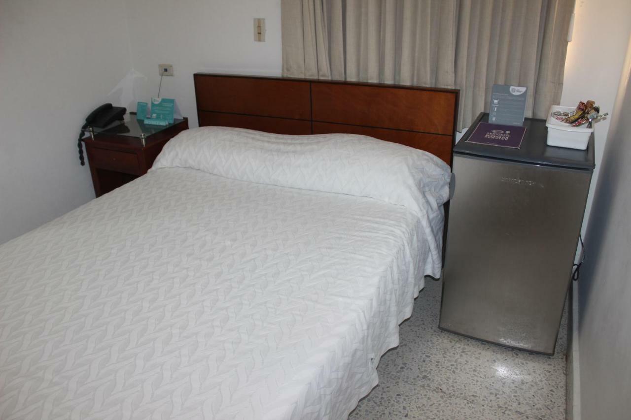 Hotel Monterrey Barranquilla  Extérieur photo